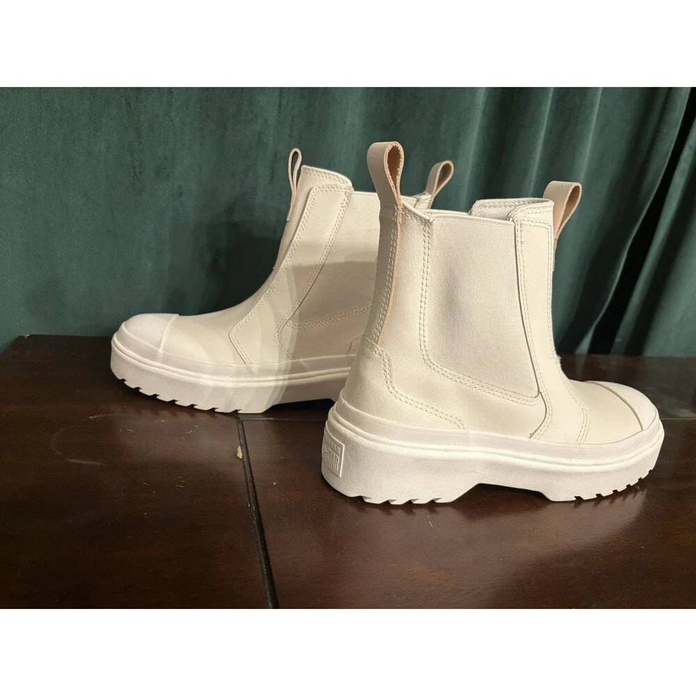 Converse Chuck Taylor All Star Lugged Leather Chelsea Boot Girls Sz 4.5 Blush💕